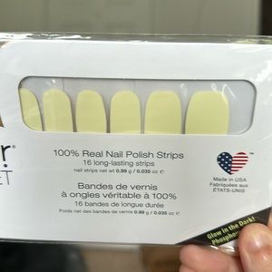 Glow-getter Color Street nail strips (glows in the dark!)